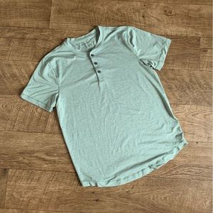 Abercrombie and Fitch Soft A&F air Knit tee, heather green, moisture wicking